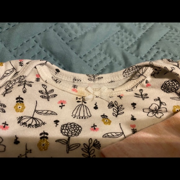 Newborn bundle - Picture 4 of 5